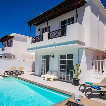 Tulipan Villa Puerto del Carmen (Lanzarote)